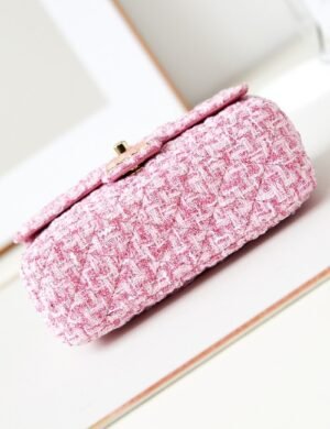 Chanel Vintage Quilted Flap Bag - Image 4