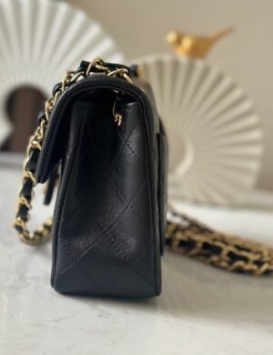 Chanel Classic Flap Bag - Image 3