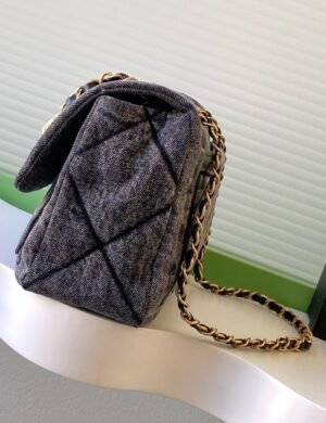 Chanel Riviera Luxe Carry Shopper - Image 3