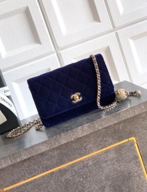 Chanel Elite Boston Carry Bag - Image 1