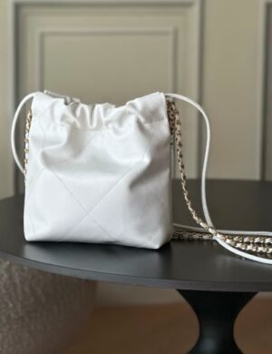 Chanel Noir Prestige Carry Tote - Image 2