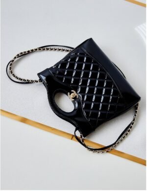 Chanel AS4133 Chain Shoulder Bag - Image 5