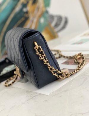 Chanel Quilted Chain Tote Bag - Image 2