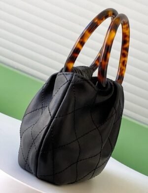 Chanel Tortoiseshell Handle Bag - Image 4