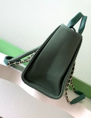 Chanel Quilted Vanity Chain Bag - Image 3