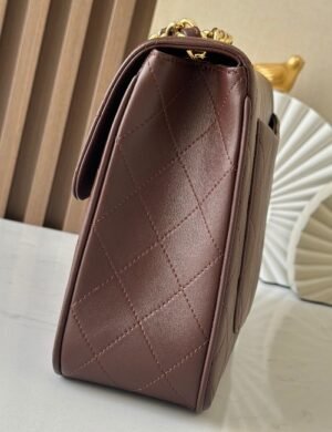 Chanel Valençia Essence Carryall - Image 3