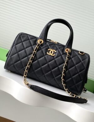 Chanel Évora Lumière Carryall - Image 1