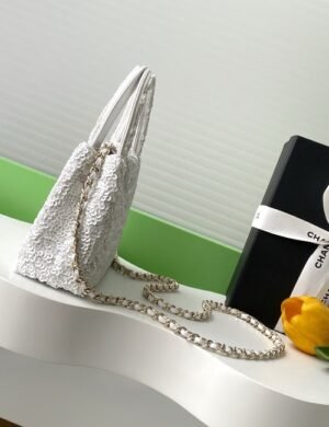 Chanel Palais Noir Shopper - Image 3