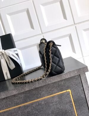 Chanel Prestige Avenue Shopper - Image 2