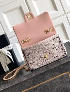 Chanel Mirelle Quartz Carryall - Image 4