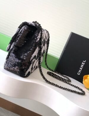 Chanel Wave Sequin Flap - Image 4