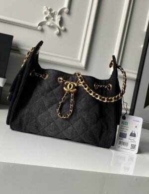 Chanel Haute Riviera Shopper - Image 1