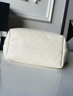 Chanel Grand Luxe Carry Shopper - Image 4