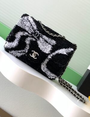 Chanel Sequin So Black Flap - Image 2