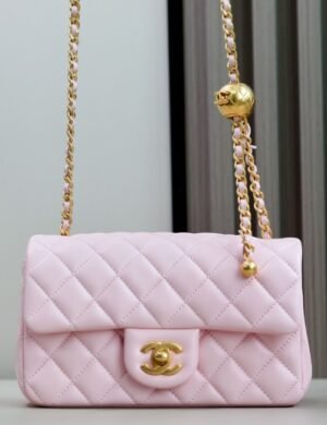 Chanel Classic Quilted Flap Bag - Image 2