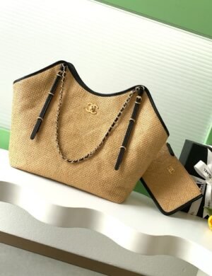 Chanel Soléane Velvet Carryall - Image 1