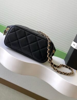 Chanel Versailles Luxe Shopper - Image 4