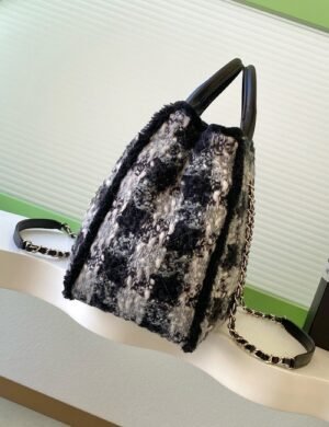 Chanel Tweed Handle Bag - Image 3