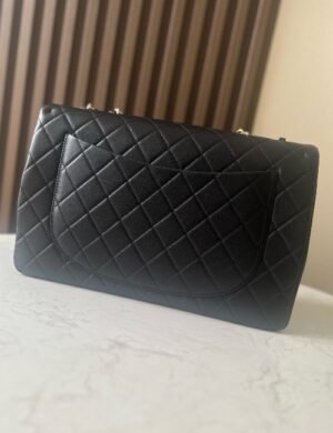 Chanel Éverique Diamond Carryall - Image 2