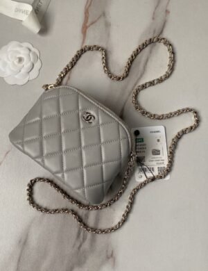 Chanel A410074000 Mini Shoulder Bag - Image 1