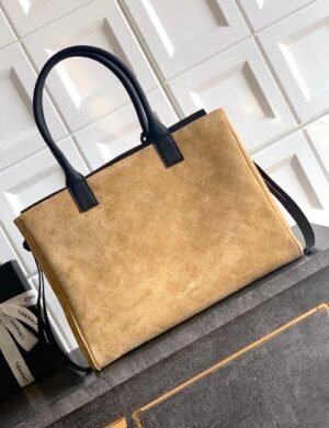 Chanel Vélaroque Essence Carryall - Image 2