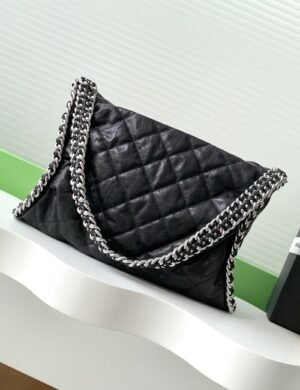 Chanel Novélisse Prestige Carryall - Image 2