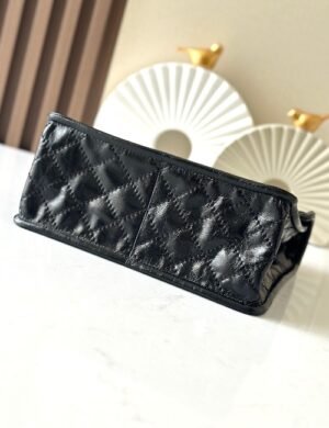 Chanel Quilted Chain Bag - Image 4