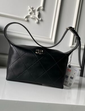Chanel Lambskin Hobo Bag - Image 4