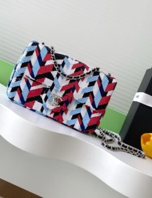Chanel So Black Sequin Flap - Image 3