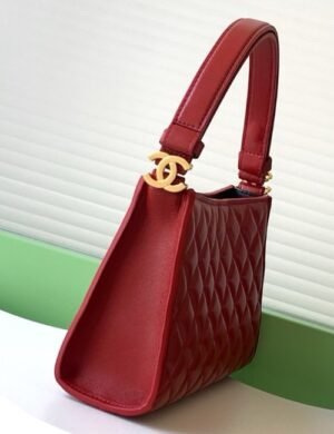 Chanel Lumière Everyday Tote - Image 2