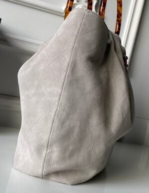 Chanel Élite Diamond Shopper - Image 2