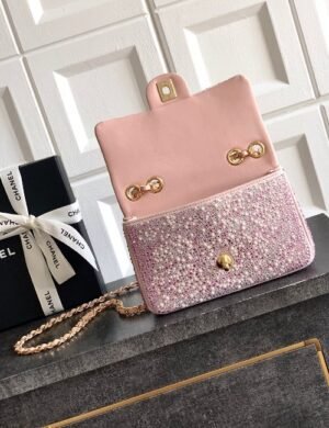 Chanel Opaline Royale Carryall - Image 3