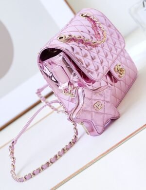 Chanel Quilted Shoulder Bag - Image 2