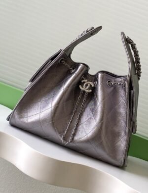 Chanel Caviar 25 Bag - Image 1