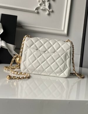 Chanel Grande Élégance Shopper - Image 2