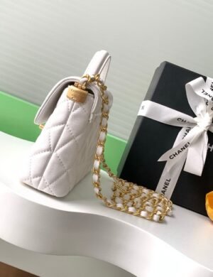 Chanel Kelly Handle Bag - Image 3