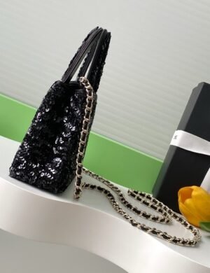 Chanel Royale Chic Carryall - Image 2