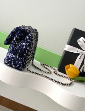 Chanel So Black Sequin Flap - Image 3
