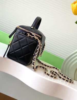 Chanel Prestige Élégance Shopper - Image 1