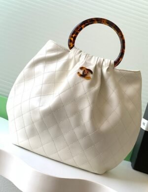 Chanel Tortoiseshell Handle Bag - Image 1