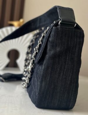 Chanel Astrielle Diamond Carryall - Image 2